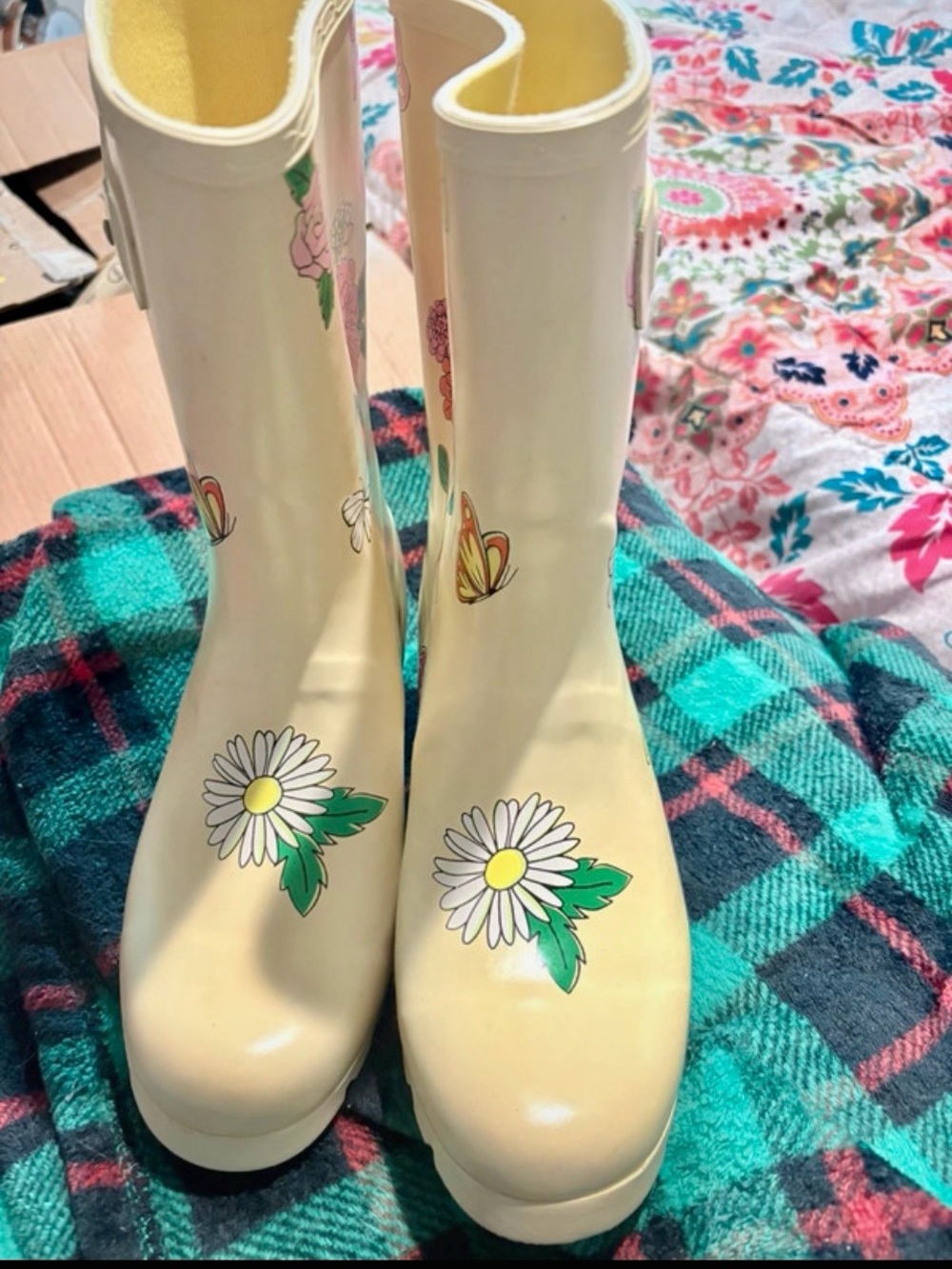 Disney Epcot Garden Festival Butterfly Daisy Rain Boots New W/O Tags